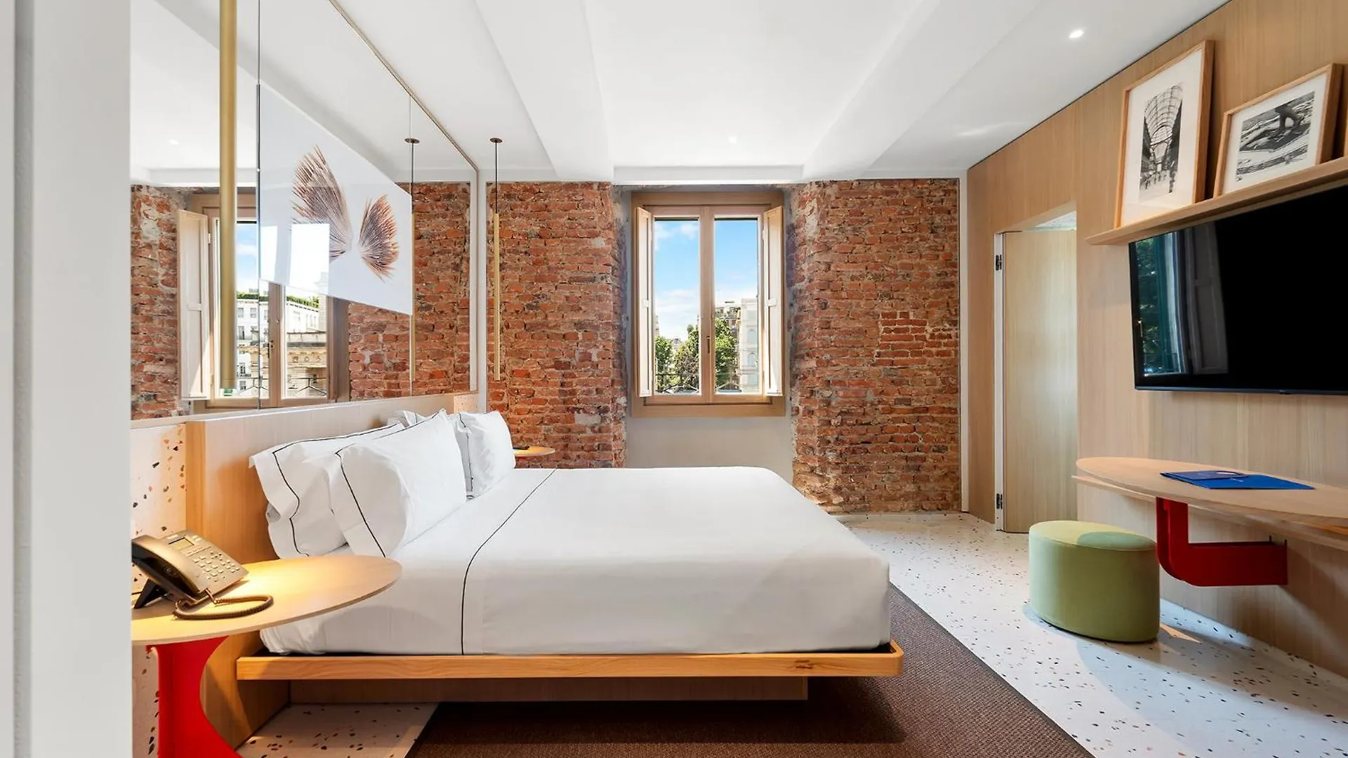 Hotel Milu Milano 4*,